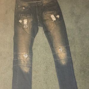 Men’s fashion jeans